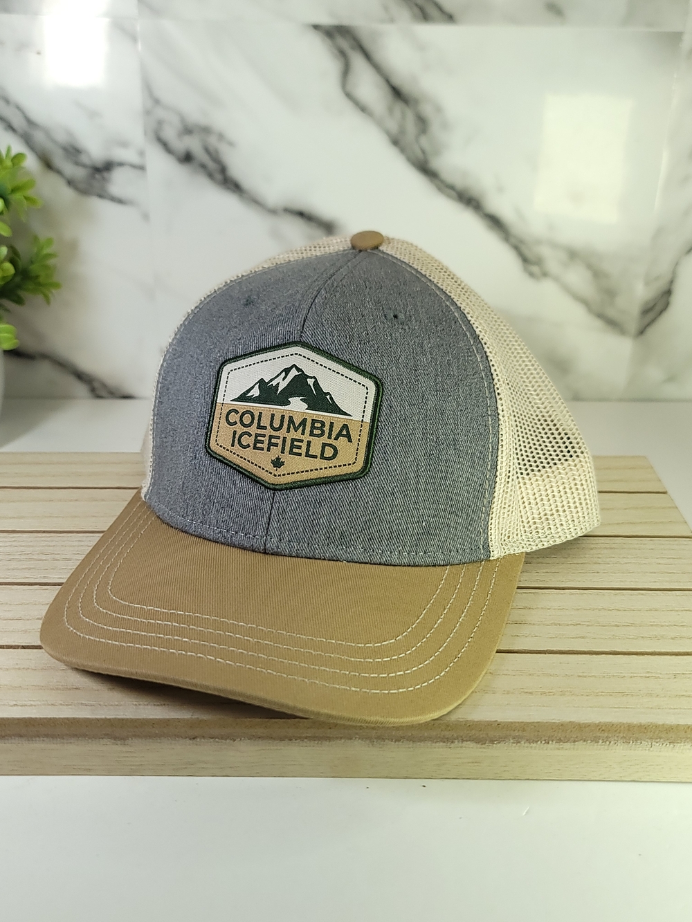 Columbia Icefield Trucker Hat, Gray & Tan. Adjustable